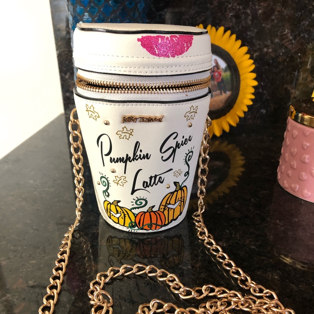 Betsey Johnson rare pumpkin spice latte